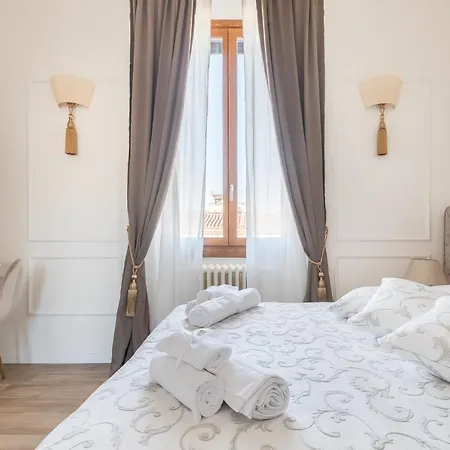 Feel Apartment