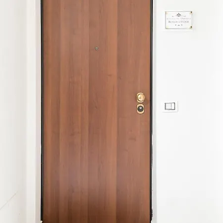 Feel Apartment