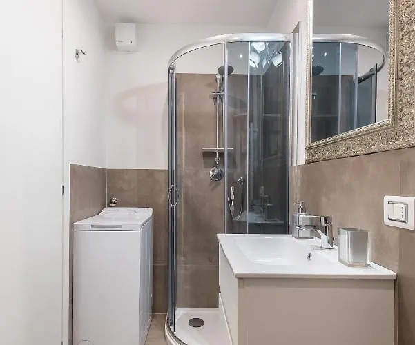 Feel Флоренция